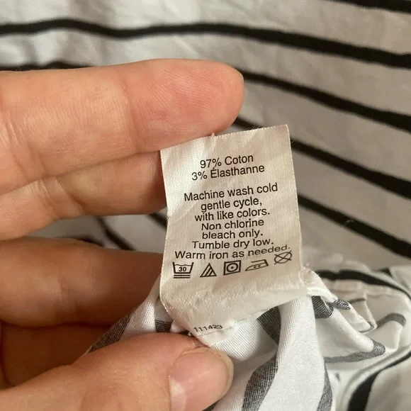 *HP* J. Crew, black and white striped crop top, XL - Picture 4 of 10